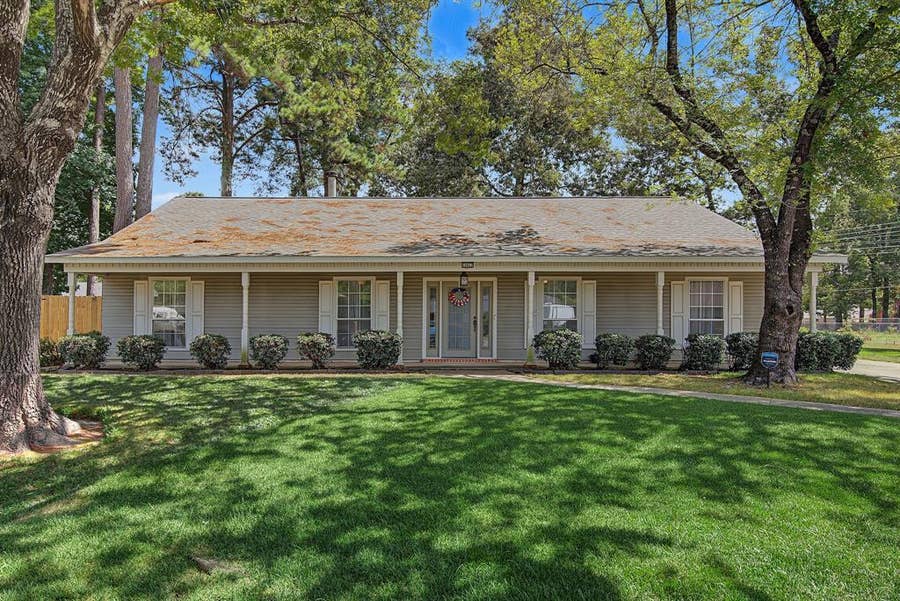 Property photo for 10011 Bedlington Court, Shreveport, LA