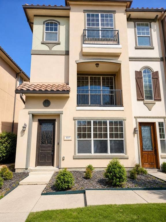Property photo for 627 Senda, #58, Irving, TX