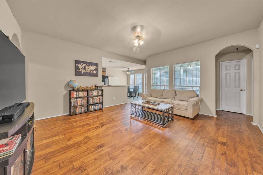 Property photo for 605 E Ross Street, Rockwall, TX