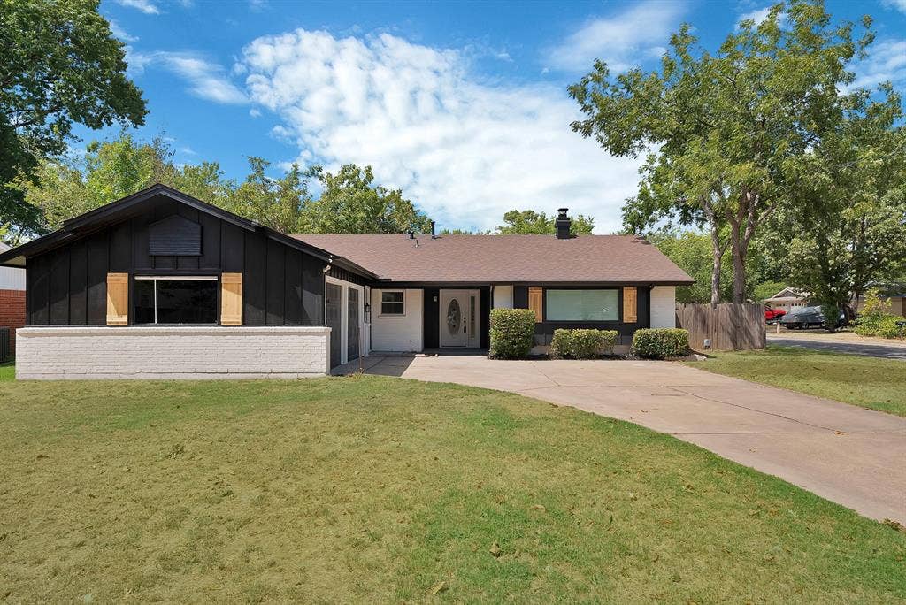 2505 Hollywood Drive, Arlington, TX 76013 2505 Hollywood Drive, Arlington, TX 76013