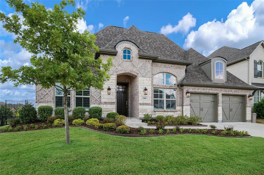 Property photo for 1008 Turtle Creek Avenue, Denton, TX
