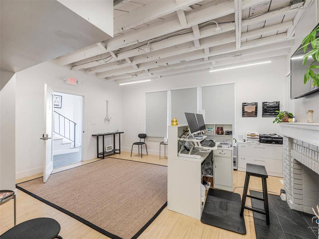 4310 Gaston Avenue, #103, Dallas, TX 75246 4310 Gaston Avenue, #103, Dallas, TX 75246