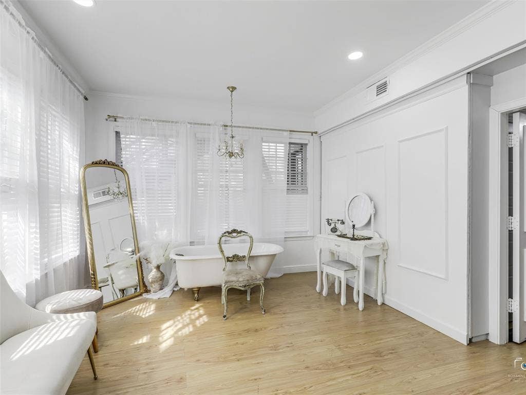 4310 Gaston Avenue, #103, Dallas, TX 75246 4310 Gaston Avenue, #103, Dallas, TX 75246