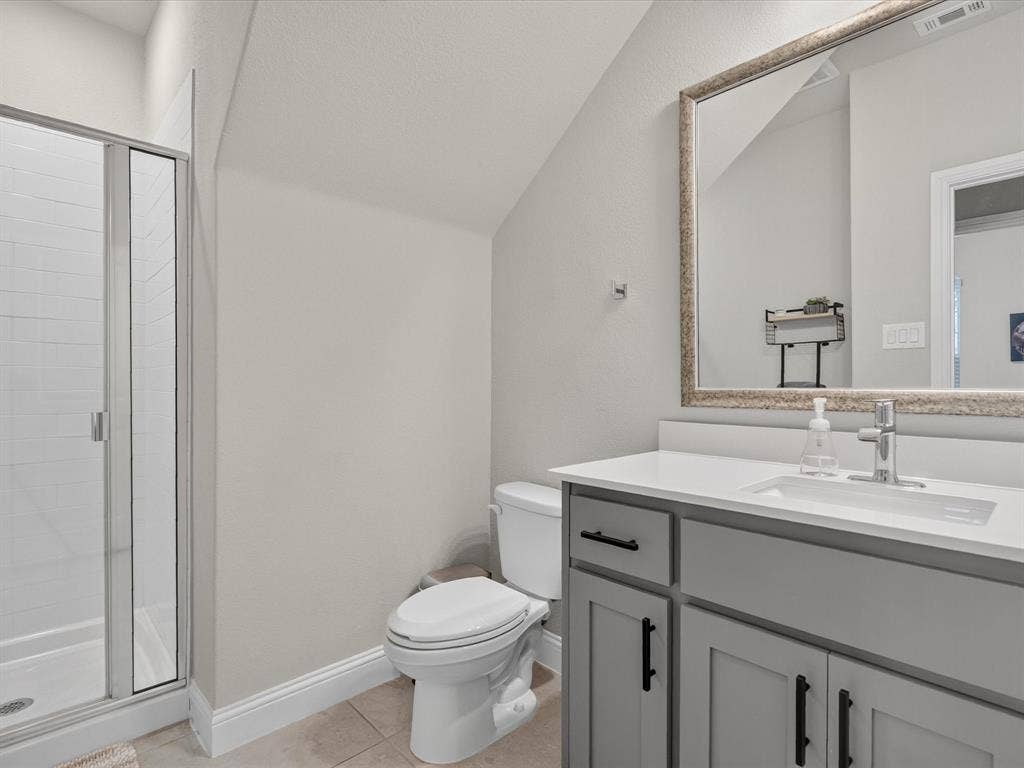 3455 Hidden Hollow Drive, Grand Prairie, TX 76065 3455 Hidden Hollow Drive, Grand Prairie, TX 76065
