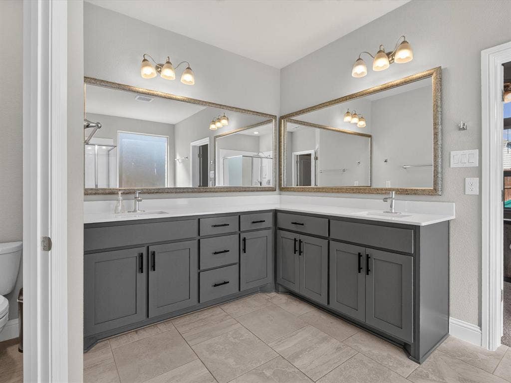 3455 Hidden Hollow Drive, Grand Prairie, TX 76065 3455 Hidden Hollow Drive, Grand Prairie, TX 76065