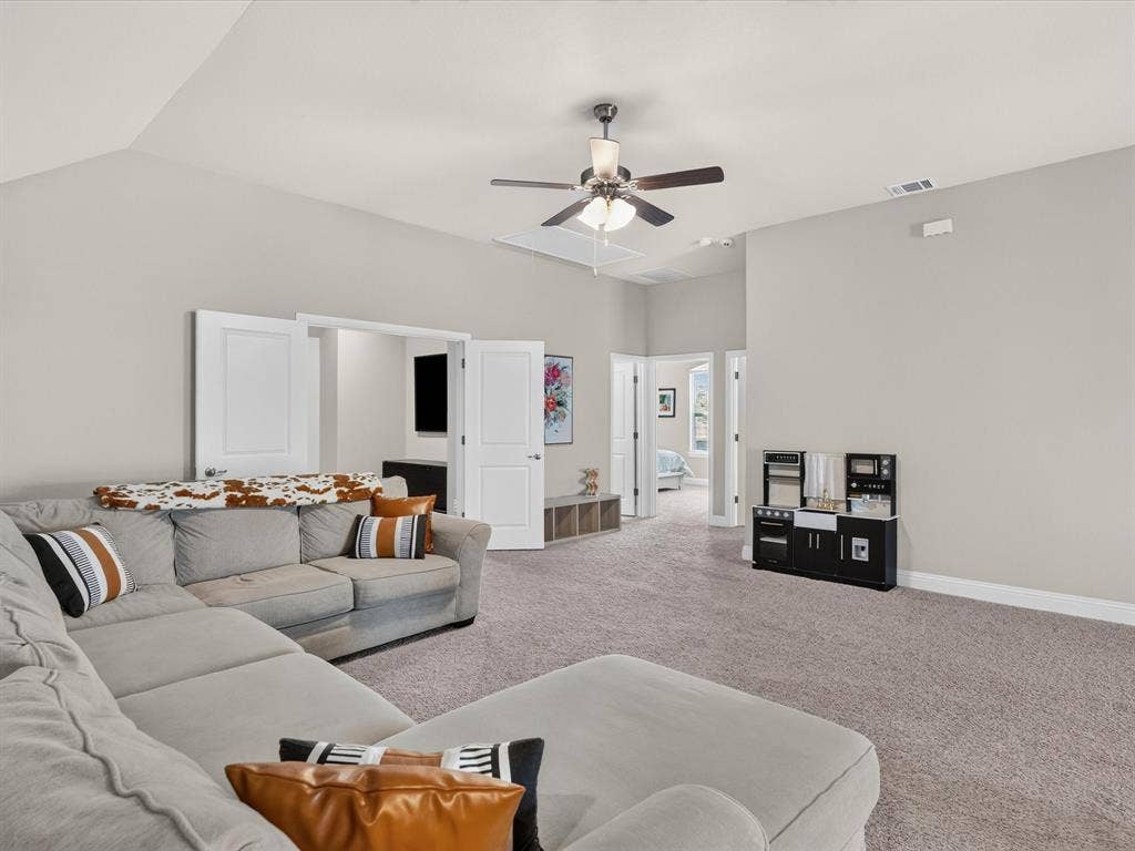 3455 Hidden Hollow Drive, Grand Prairie, TX 76065 3455 Hidden Hollow Drive, Grand Prairie, TX 76065
