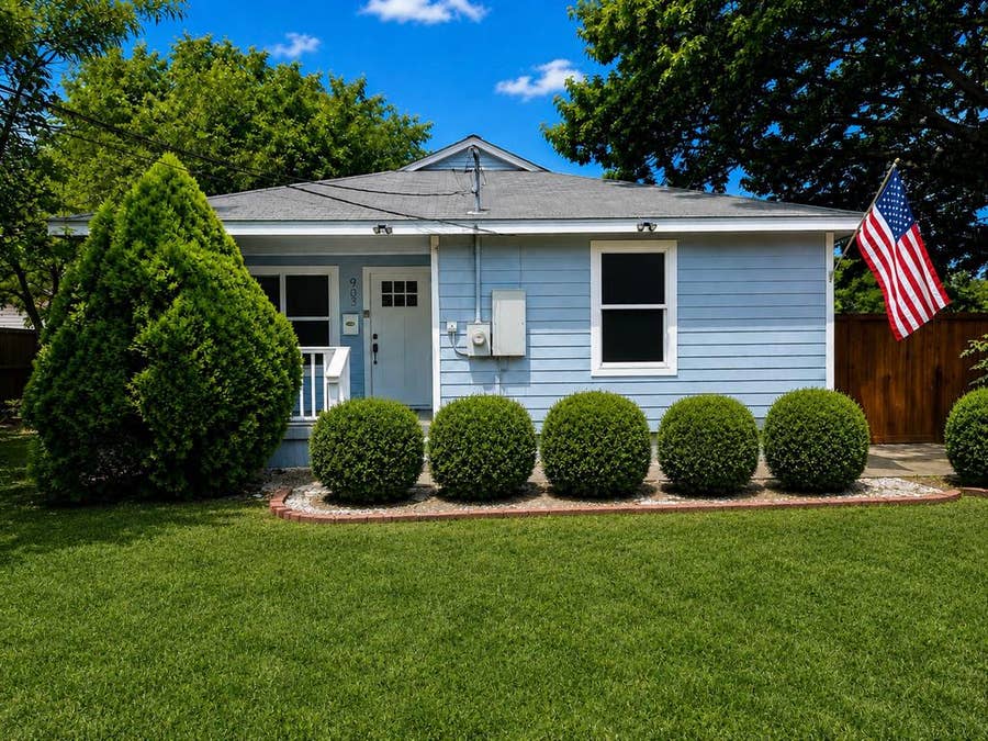 Property photo for 903 Moore Street, McKinney, TX