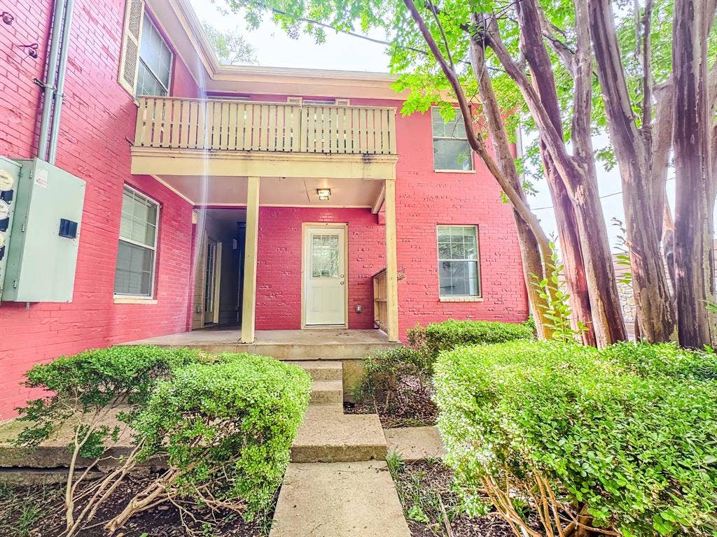 2809 Minert Street, Dallas, TX 75219
