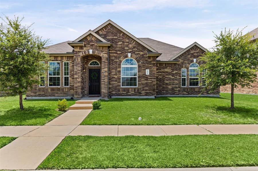 Property photo for 2038 Buttonwood Street, Lancaster, TX
