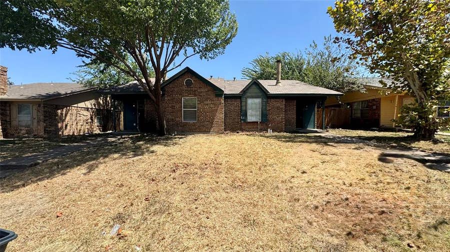Property photo for 7483 Tiffany Meadows Lane, Fort Worth, TX