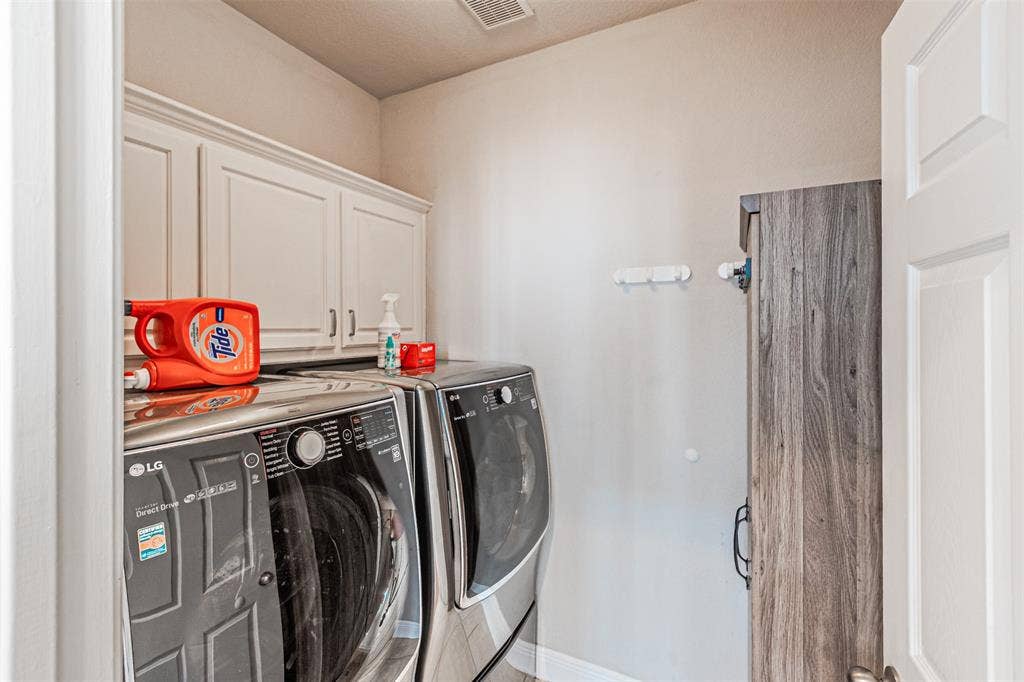 1025 Basilwood Drive, Coppell, TX 75019 1025 Basilwood Drive, Coppell, TX 75019