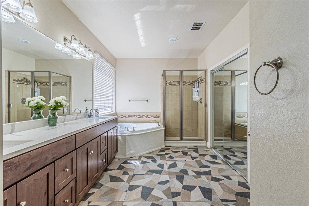 1025 Basilwood Drive, Coppell, TX 75019 1025 Basilwood Drive, Coppell, TX 75019