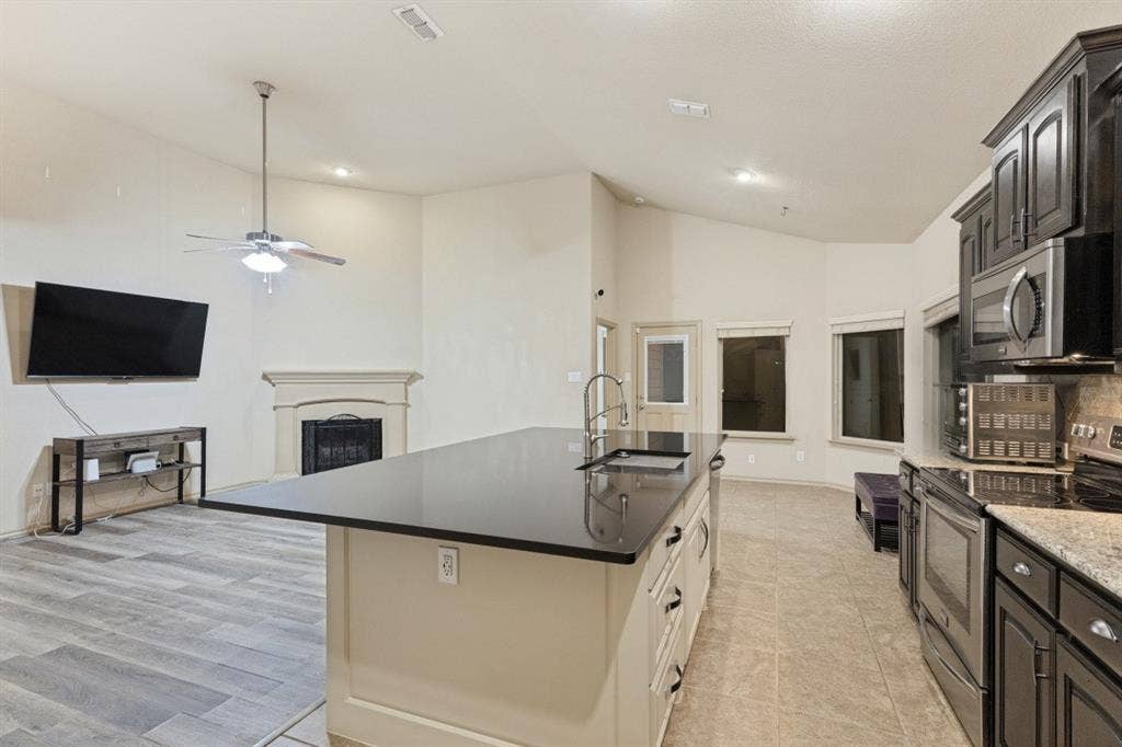 10808 Ersebrook Court, Fort Worth, TX 76052 10808 Ersebrook Court, Fort Worth, TX 76052