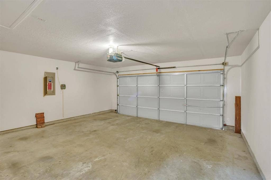 117 Fort Edward Drive, Arlington, TX 76002 117 Fort Edward Drive, Arlington, TX 76002