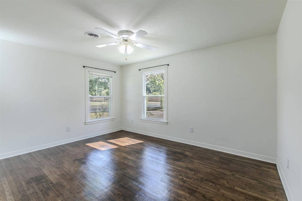 2200 N 52nd Street, Waco, TX 76710 2200 N 52nd Street, Waco, TX 76710