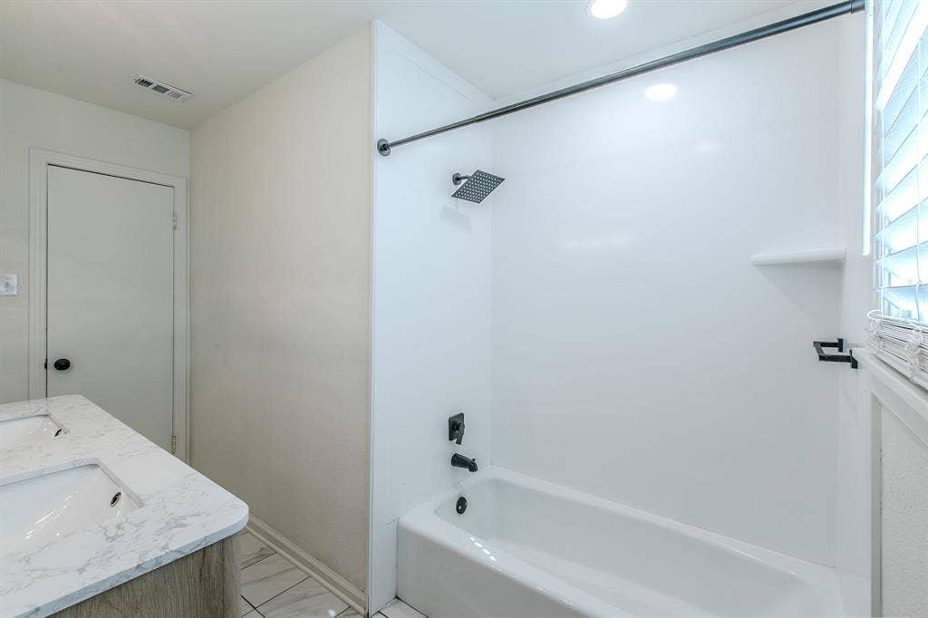 2200 N 52nd Street, Waco, TX 76710 2200 N 52nd Street, Waco, TX 76710