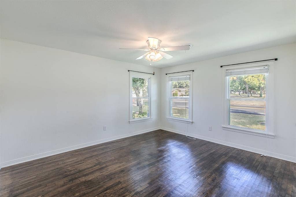 2200 N 52nd Street, Waco, TX 76710 2200 N 52nd Street, Waco, TX 76710