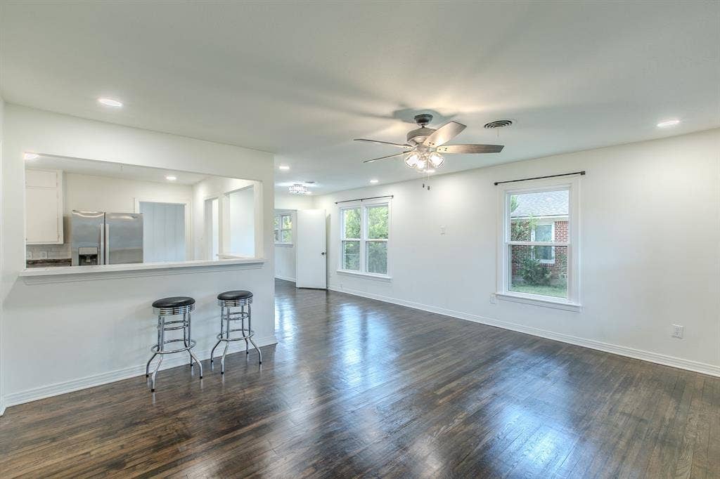 2200 N 52nd Street, Waco, TX 76710 2200 N 52nd Street, Waco, TX 76710