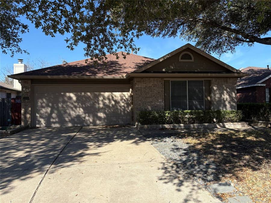 Property photo for 1440 Thibodeaux Drive, Round Rock, TX