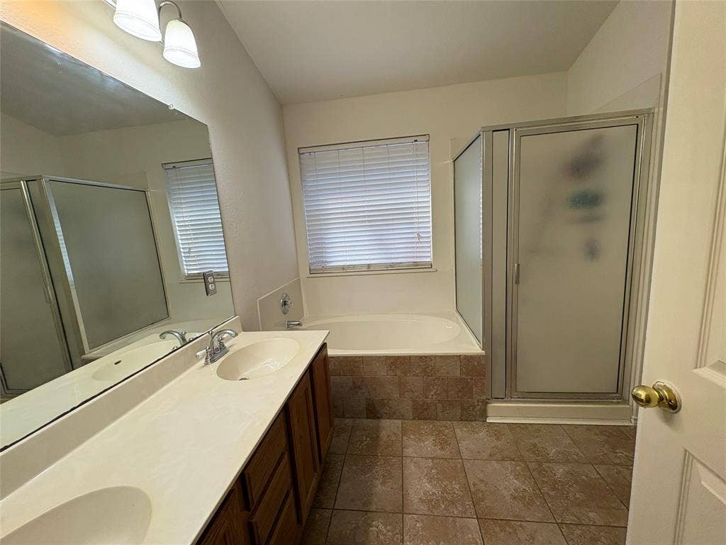 1440 Thibodeaux Drive, Round Rock, TX 78664