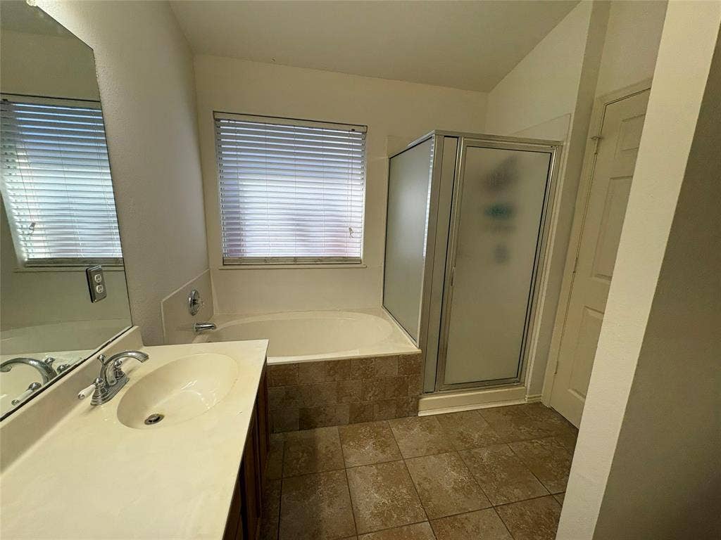 1440 Thibodeaux Drive, Round Rock, TX 78664