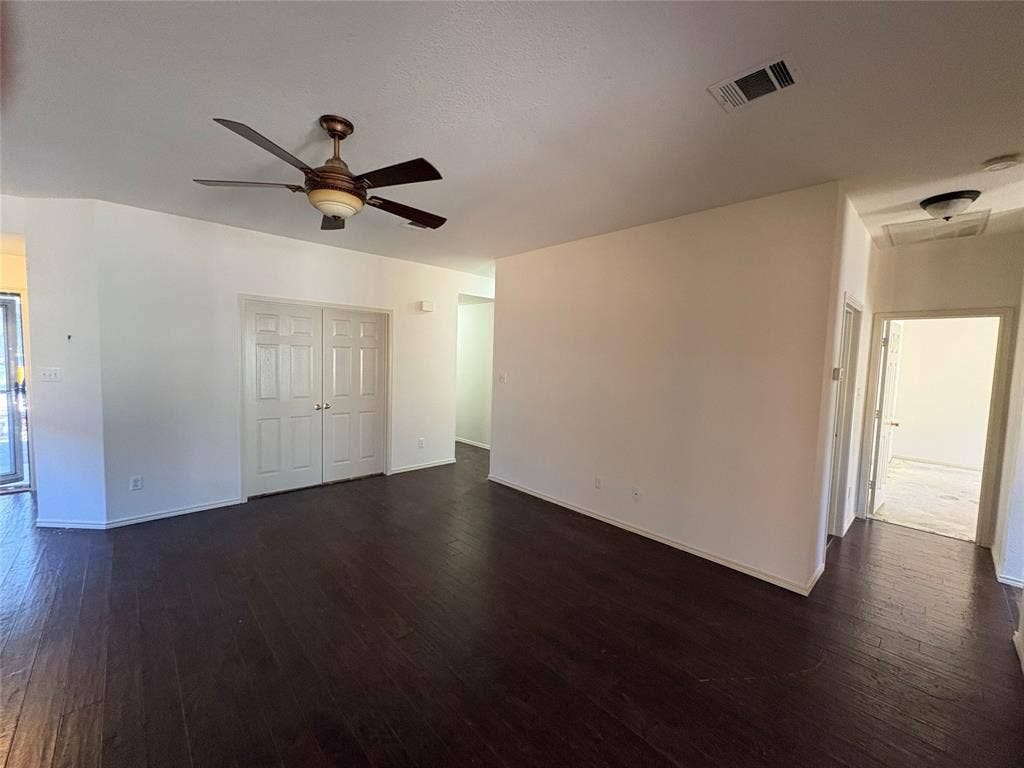 1440 Thibodeaux Drive, Round Rock, TX 78664