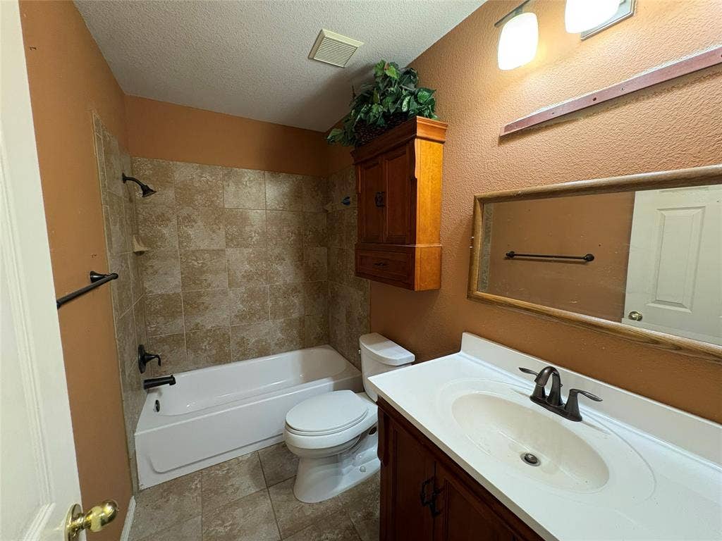 1440 Thibodeaux Drive, Round Rock, TX 78664