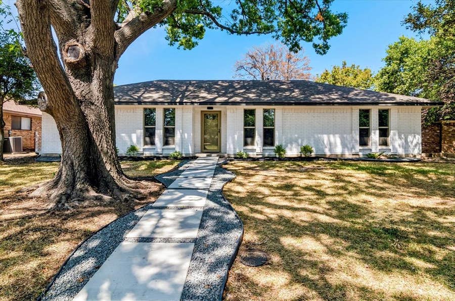 Property photo for 903 Emerson Drive, Allen, TX