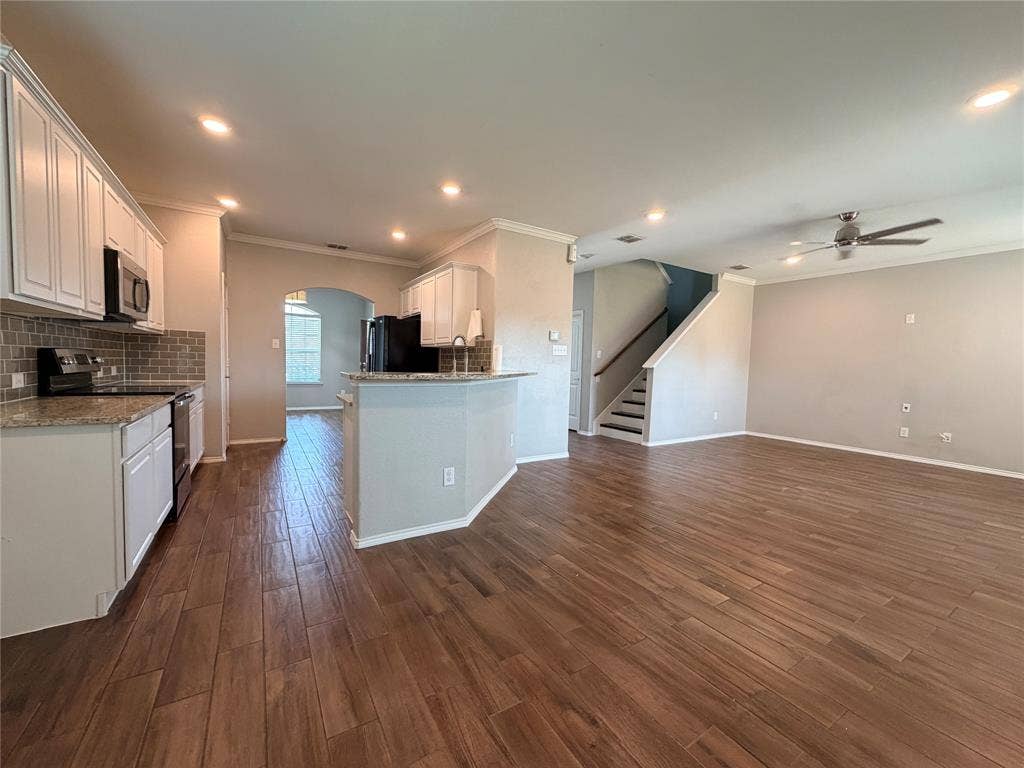 4103 Portrush Drive, Heartland, TX 75126 4103 Portrush Drive, Heartland, TX 75126