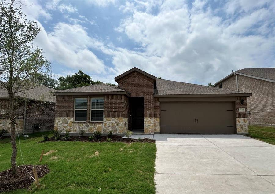 Property photo for 3920 Glastonbury Road, McKinney, TX