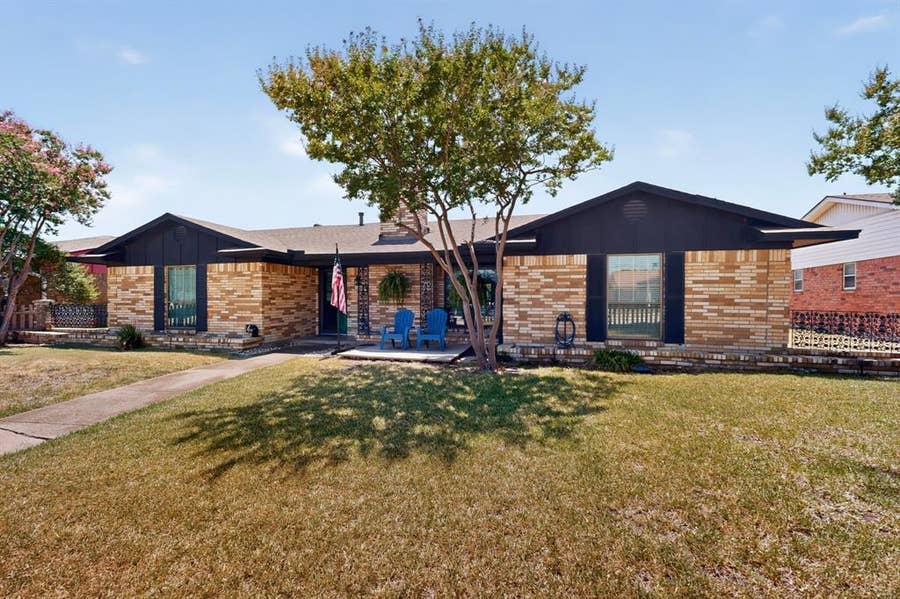 Property photo for 2412 Monticello Drive, Mesquite, TX