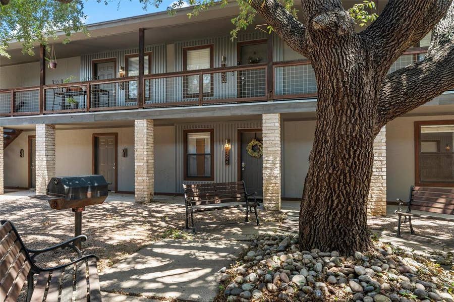 Property photo for 1348 S 12th Street, Waco, TX