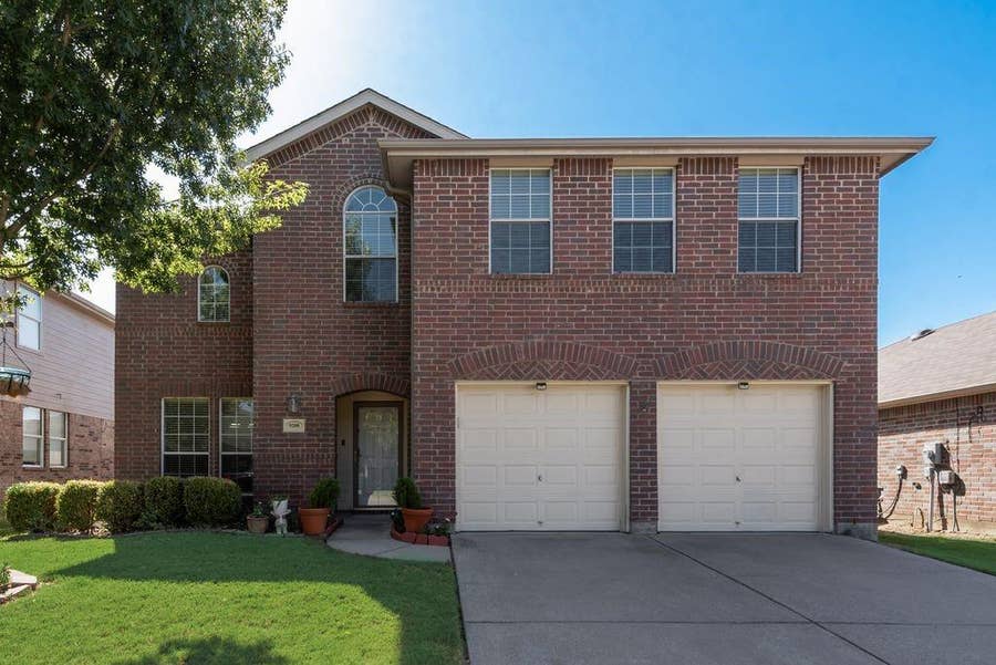 Property photo for 9208 Conestoga Drive, Fort Worth, TX