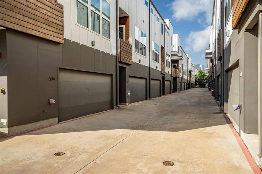 Property photo for 1510 N Washington Avenue, #603, Dallas, TX