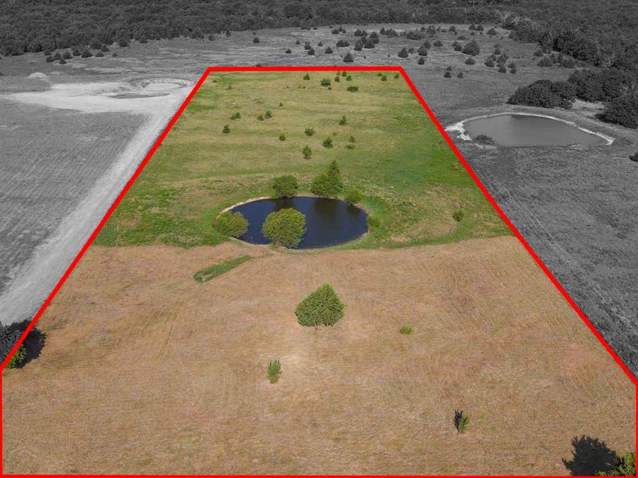 Property photo for 5634 County Road 1094, Celeste, TX