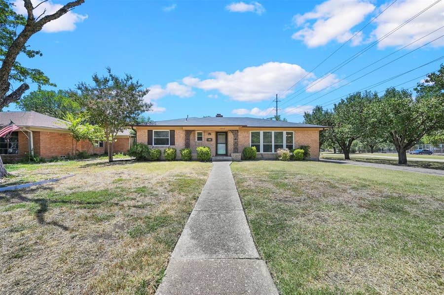 Property photo for 3468 Townsend Drive, Dallas, TX