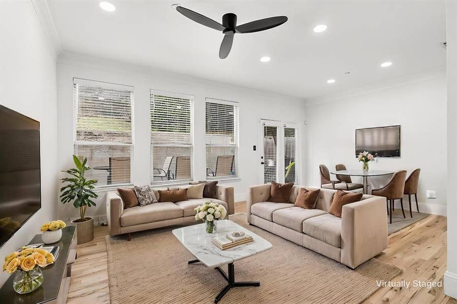 Property photo for 2117 Parkview, Carrollton, TX