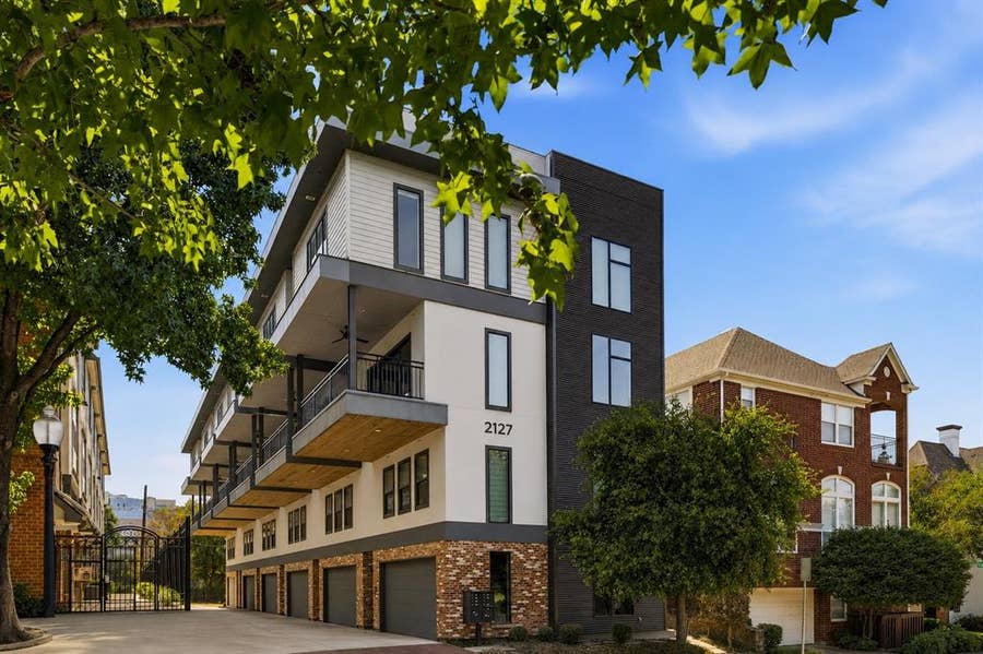 Property photo for 2127 Clark Street, #APT 106, Dallas, TX