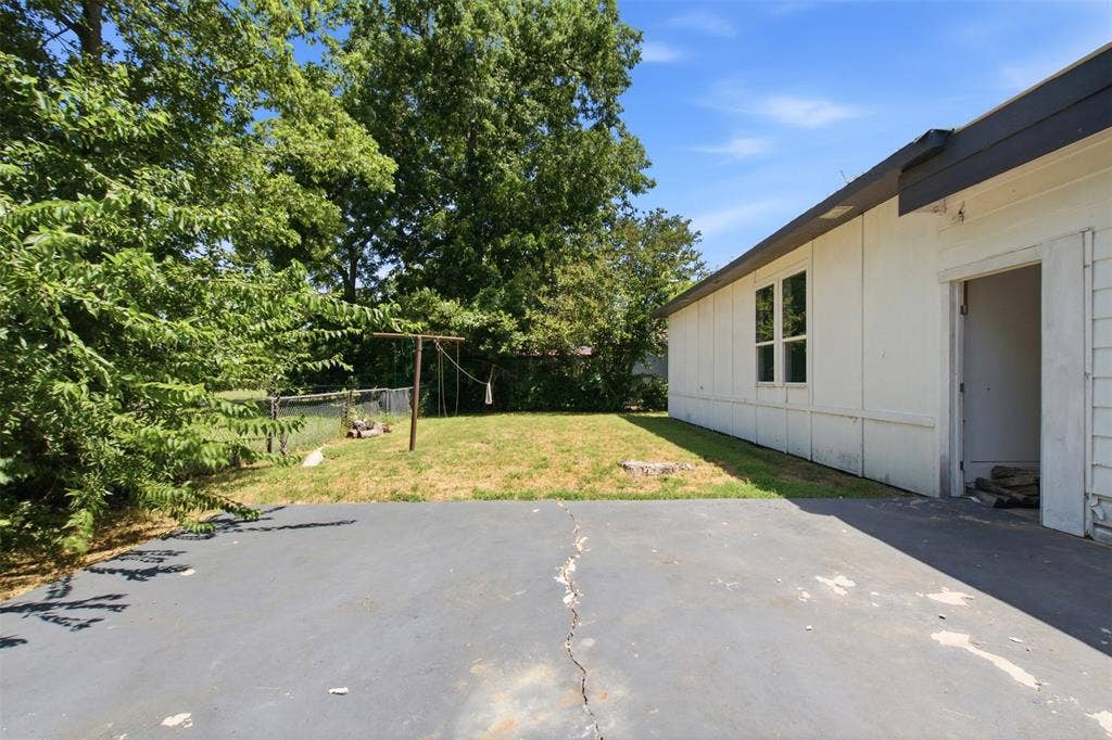 1812 Oneal Street, Greenville, TX 75401 1812 Oneal Street, Greenville, TX 75401