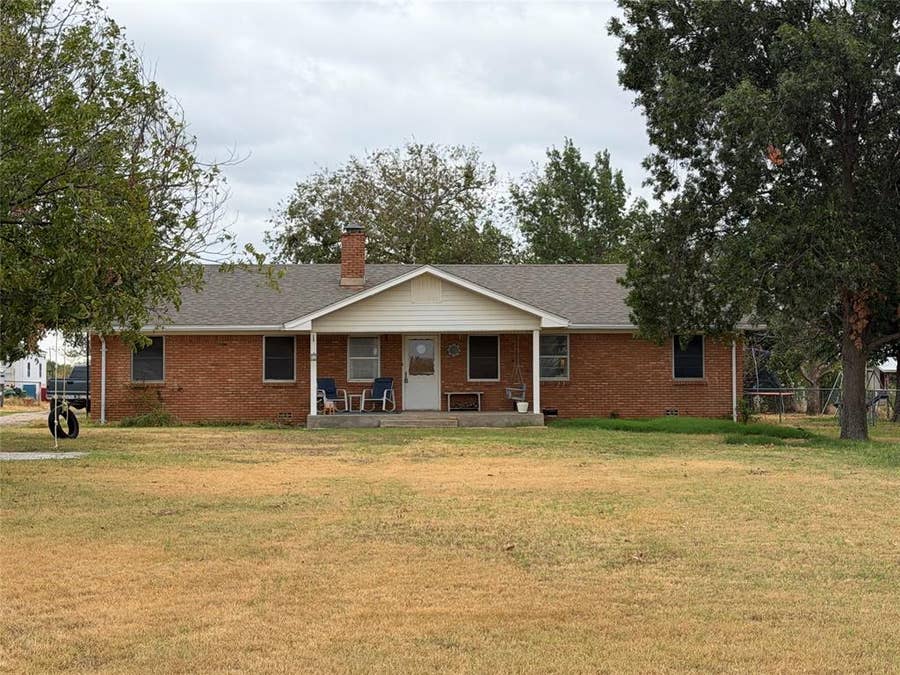 Property photo for 1509 State Highway 67, Graham, TX