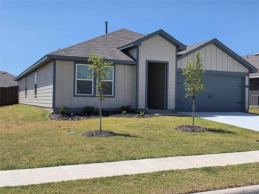 Property photo for 207 Weatherboard Drive, Josephine, TX