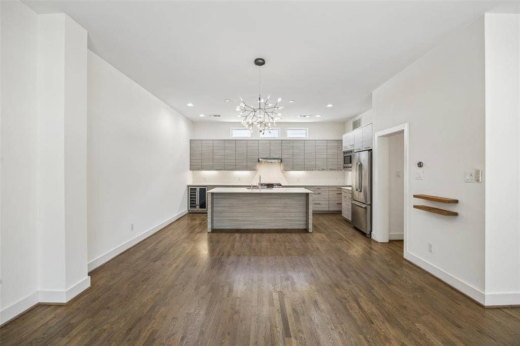 4025 Lemmon Tree Place, Dallas, TX 75219 4025 Lemmon Tree Place, Dallas, TX 75219