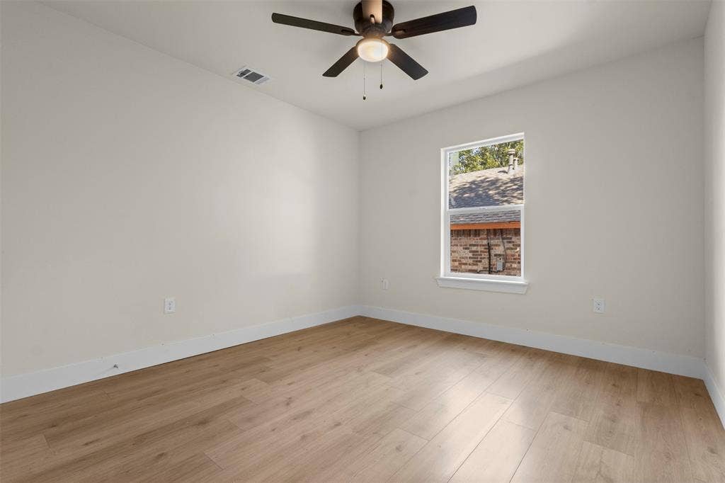 212 E Marguerita Drive, Garland, TX 75040 Wood-finish flooring