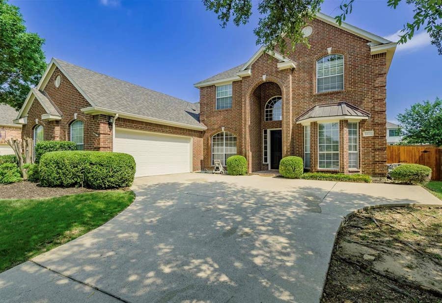 Property photo for 1211 Limestone Creek Drive, Keller, TX