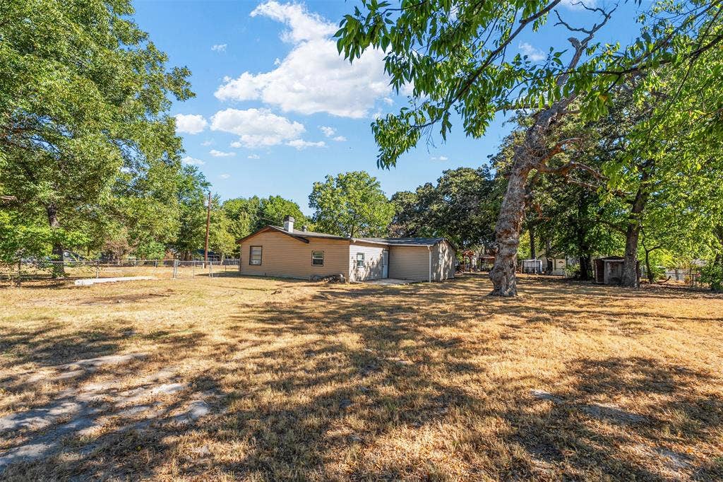 116 Wildwood Crossover Street, Gun Barrel City, TX 75156 116 Wildwood Crossover Street, Gun Barrel City, TX 75156