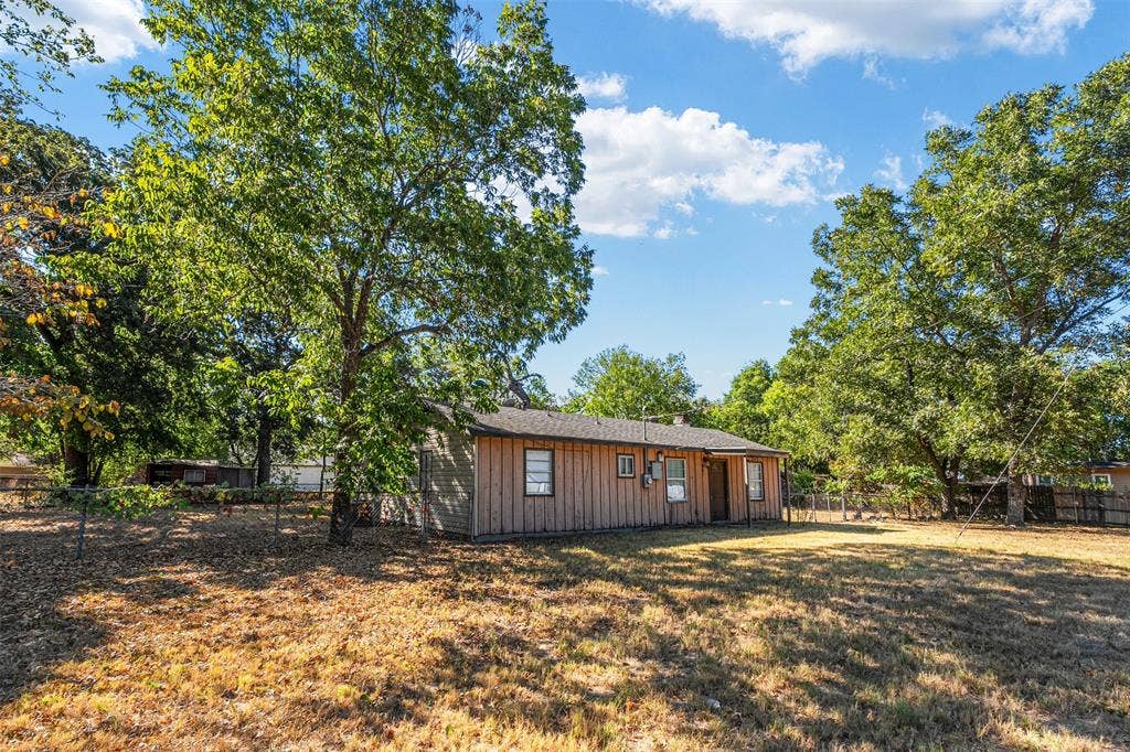 116 Wildwood Crossover Street, Gun Barrel City, TX 75156 116 Wildwood Crossover Street, Gun Barrel City, TX 75156