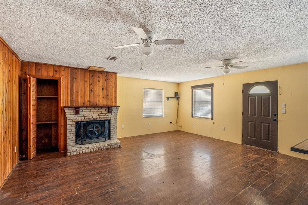 116 Wildwood Crossover Street, Gun Barrel City, TX 75156 116 Wildwood Crossover Street, Gun Barrel City, TX 75156