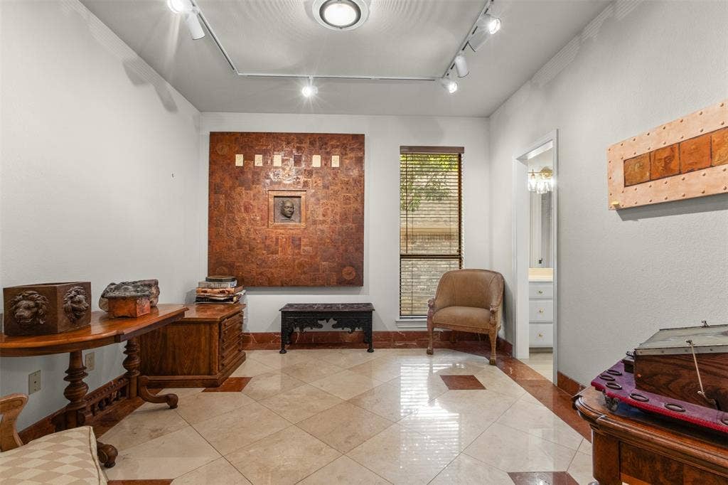 2616 Tulip Drive, Richardson, TX 75082 2616 Tulip Drive, Richardson, TX 75082