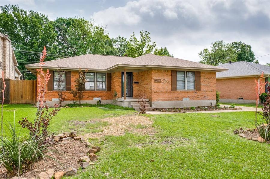 Property photo for 9226 Larchwood Drive, Dallas, TX