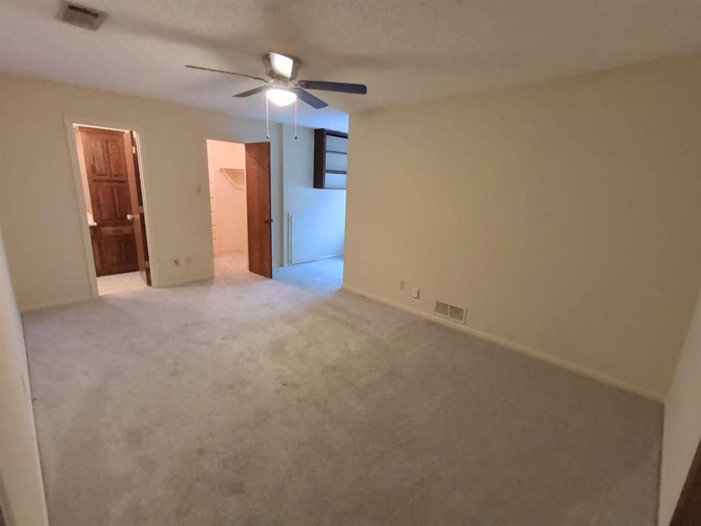 upstairs bedroom 4